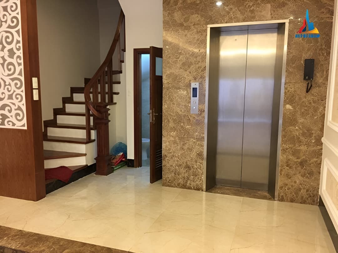 Thang máy cao cấp